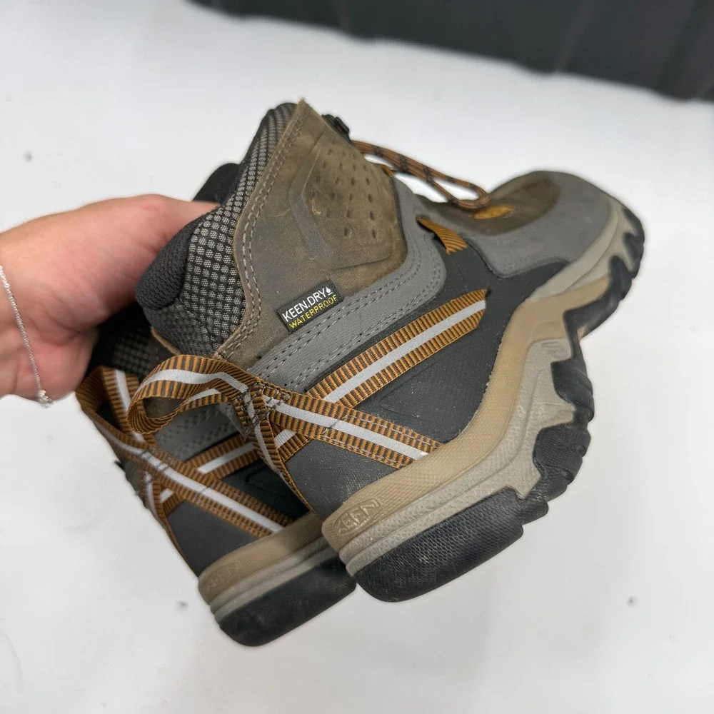 Keen targhee iii